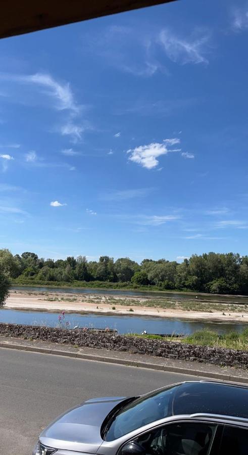 Gite Les Pieds Dans L'Eau Apartment Chaumont-sur-Loire Luaran gambar